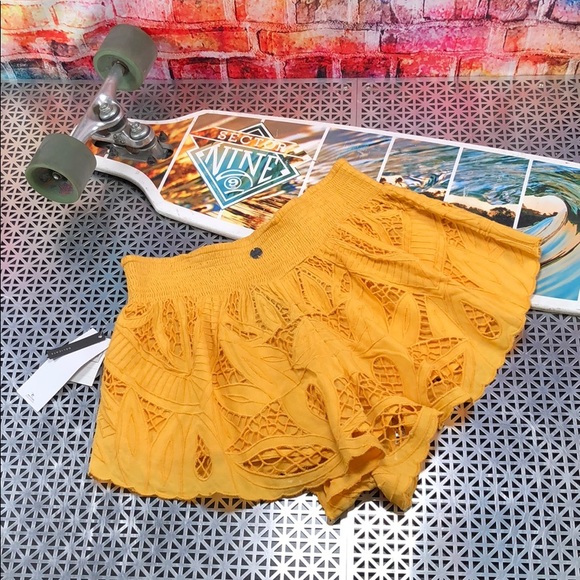 🔥 RIP CURL SEA VIEW SHORTS 🔥 - Picture 6 of 7